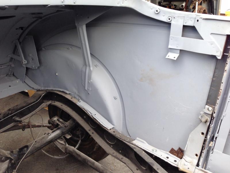 '33 Ford Roadster trunk brace